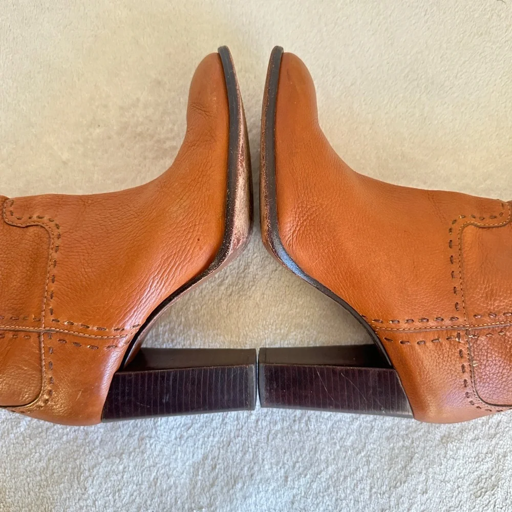 Tory Burch Wyatt Stovepipe Boot size 9.5 M brown‎ tall riding boots